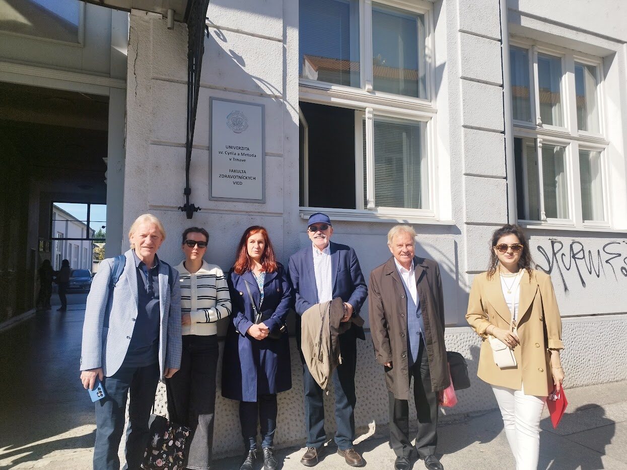 Stretnutie partnerov medzinárodného projektu ESWORK na Fakulte zdravotníckych vied UCM